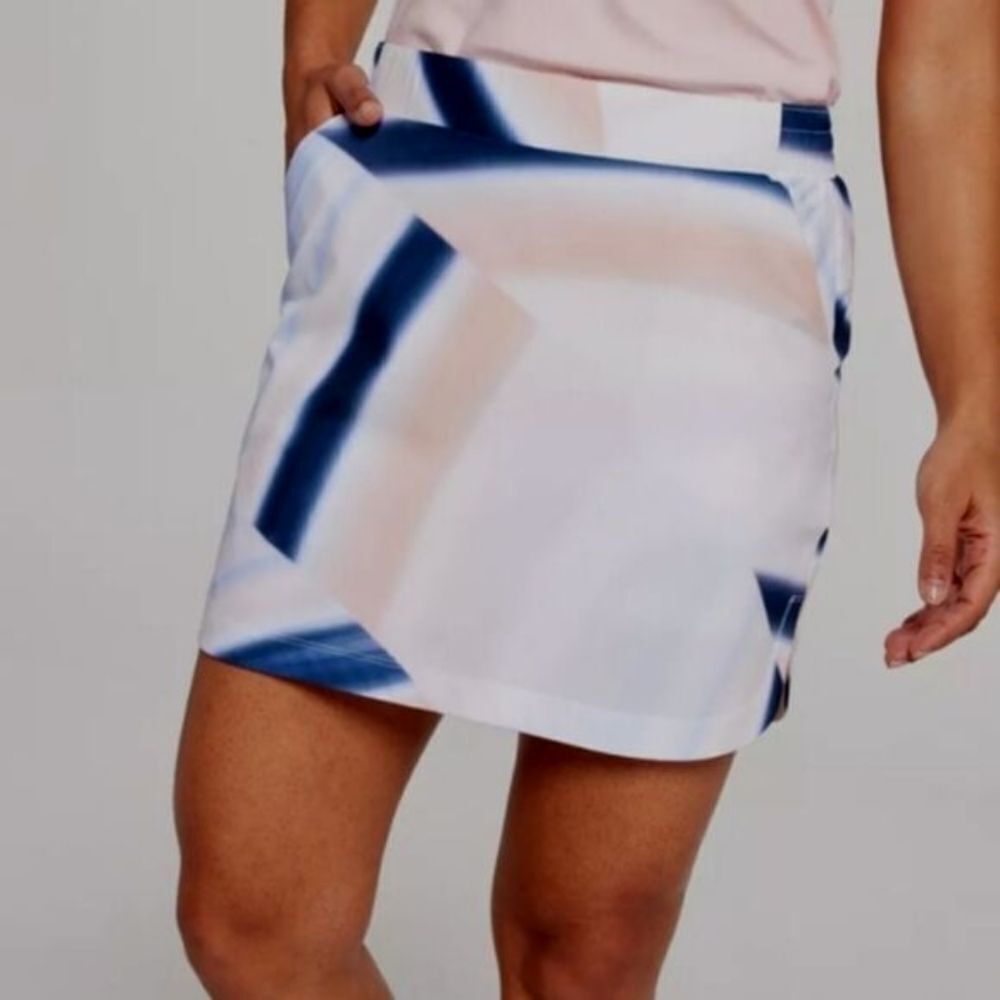 Calia By Carrie Underwood 16" Birdie Golf Skort - Size Small